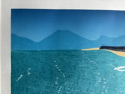 Boundary sea and mountains close up